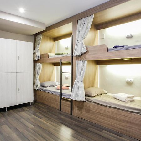 Barcelona & You Hostel Sagrada Familia Extérieur photo